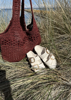 Arizona Big buckle EVA sandal Eggshell Birkenstock 